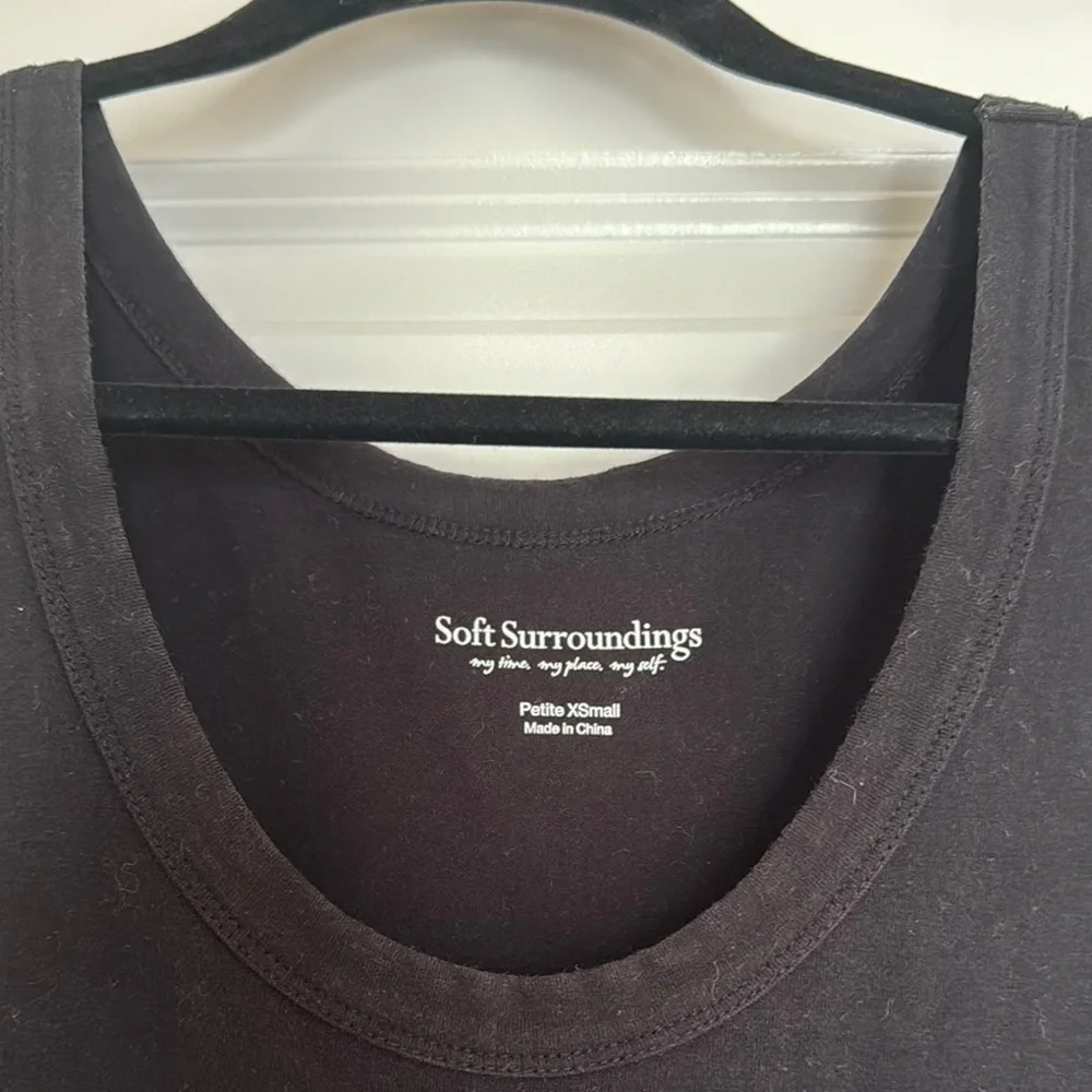 Tiered Knit Black Maxi Dress - Picture 2 of 3